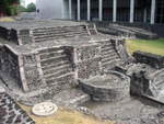 Thumbnail de 2003-04-01 Plaza de las Tres Culturas - Tlatelolco, México.JPG (718 KB)